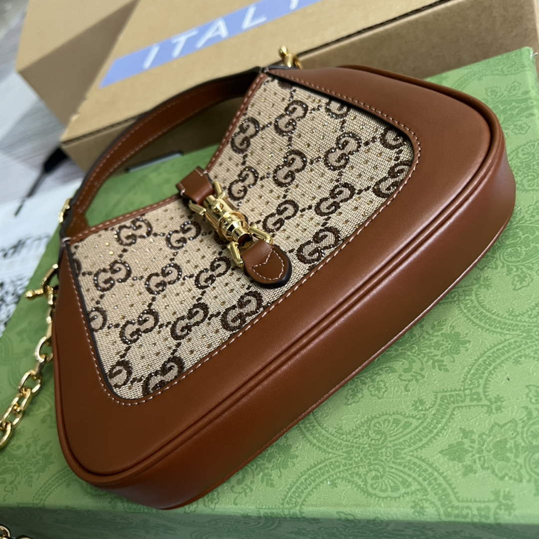 Gucci 675799 Jackie 1961 mini GG shoulder bag brown