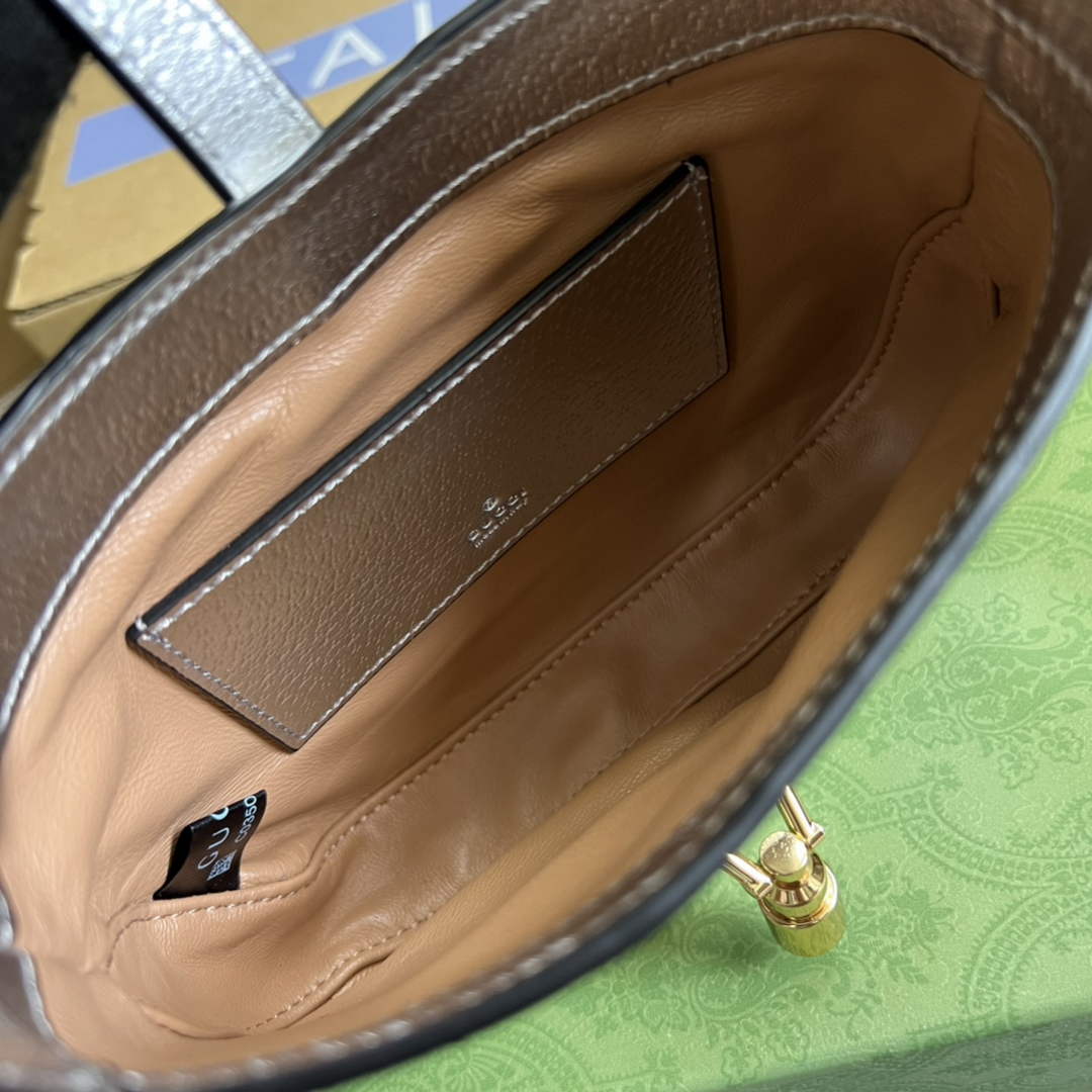 Gucci 675799 Jackie 1961 mini GG shoulder bag Silver leather