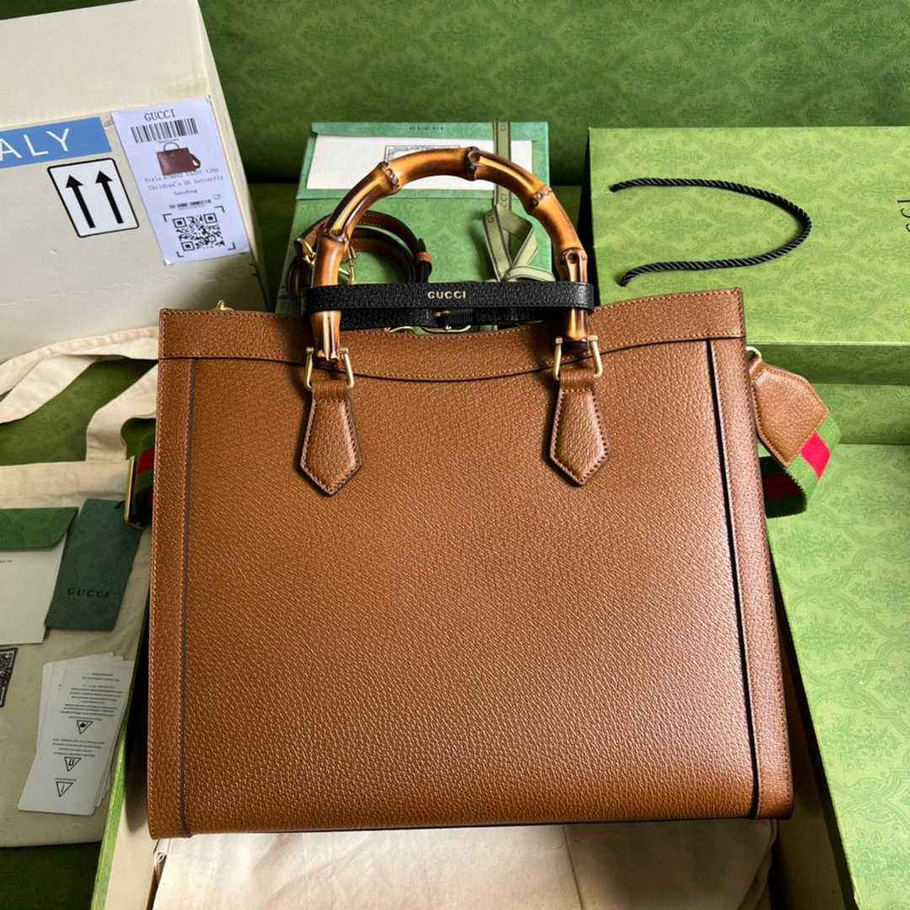 Gucci ‎678842 Diana medium tote bag in cuir leather