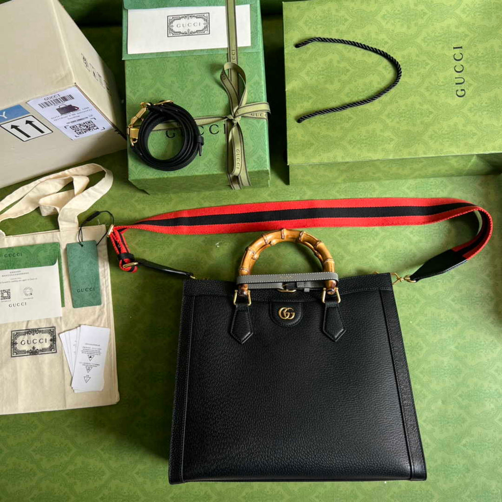 Gucci ‎678842 Diana medium tote bag in Black leather