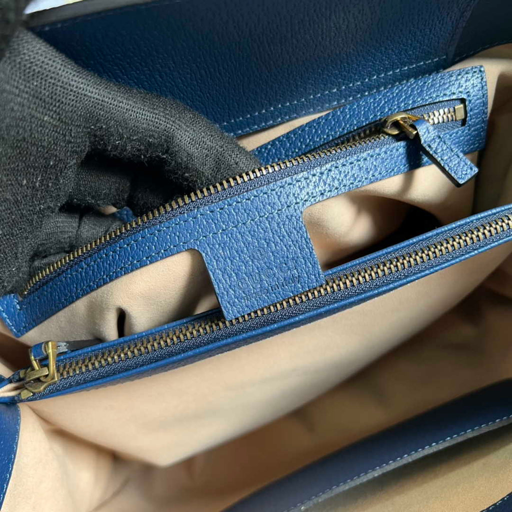 Gucci ‎678842 Diana medium tote bag in navy blue leather