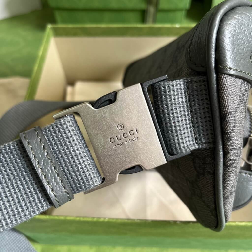 Gucci ‎682933 Belt bag with Interlocking G Gray and ebony GG Supreme