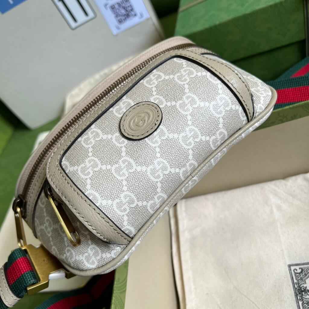 Gucci ‎682933 Belt bag with Interlocking G Beige and white GG Sumpreme