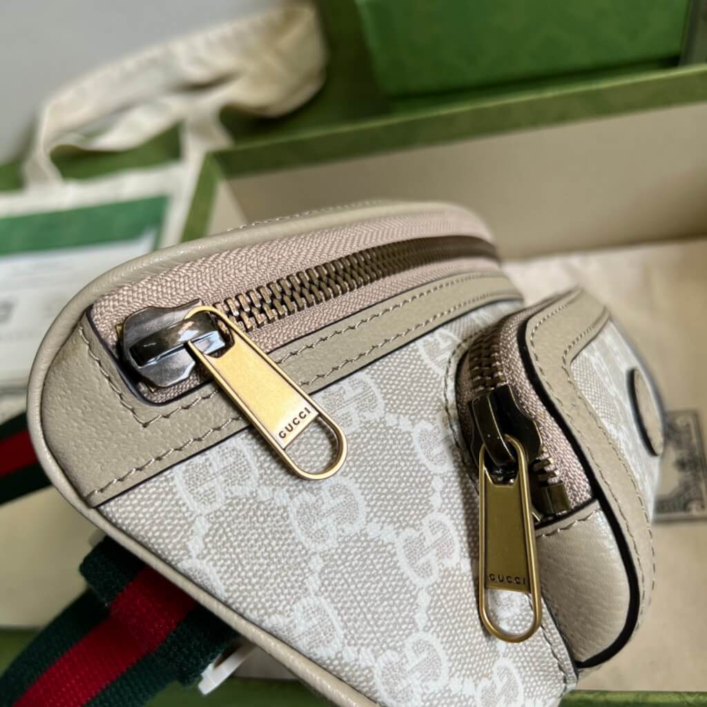 Gucci ‎682933 Belt bag with Interlocking G Beige and white GG Sumpreme