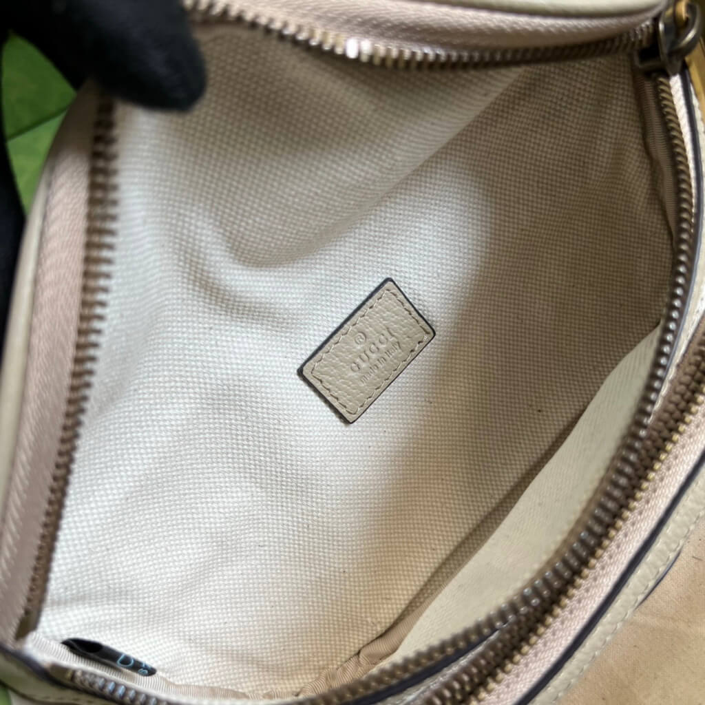Gucci ‎682933 Belt bag with Interlocking G Beige and white GG Sumpreme