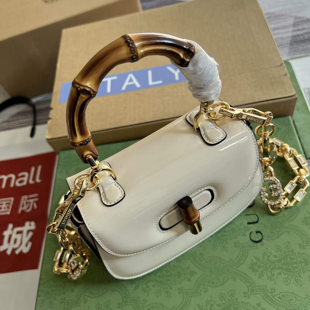 Gucci 686864 Bamboo 1947 mini top handle bag Beige patent leather