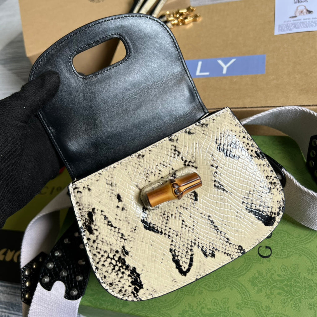 Gucci 686864 Bamboo 1947 mini top handle bag snake beige