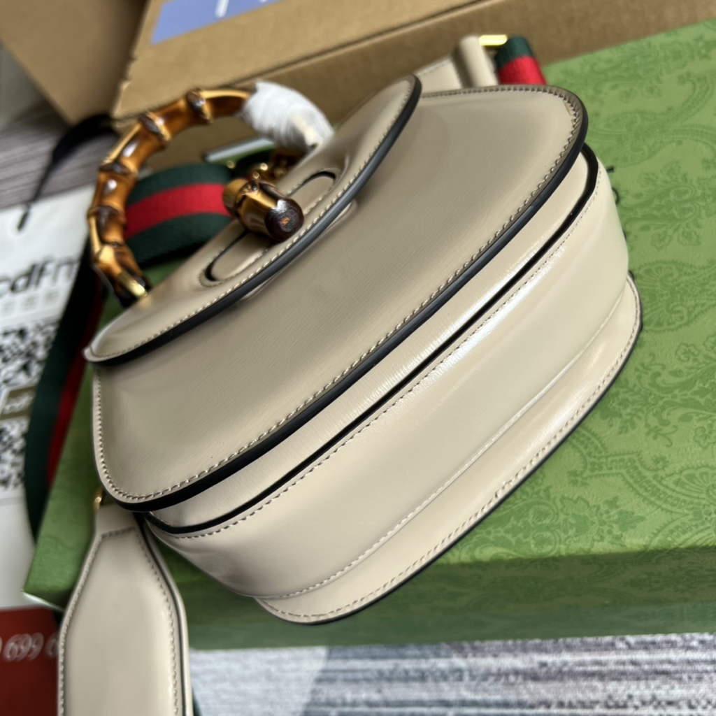 Gucci 686864 Bamboo 1947 mini top handle bag Beige Leather