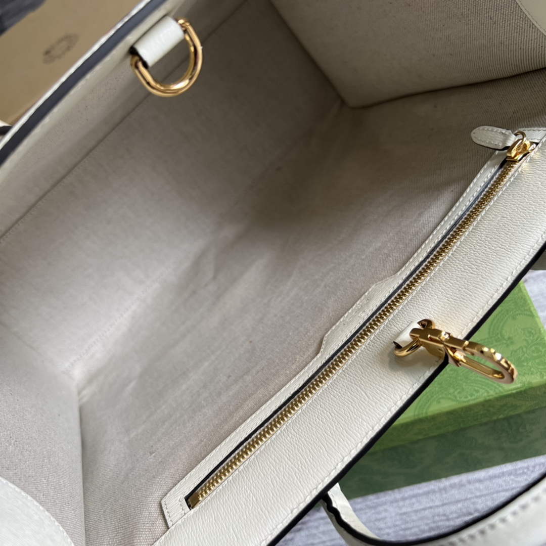 Gucci 687827 Tiger Medium tote bag beige