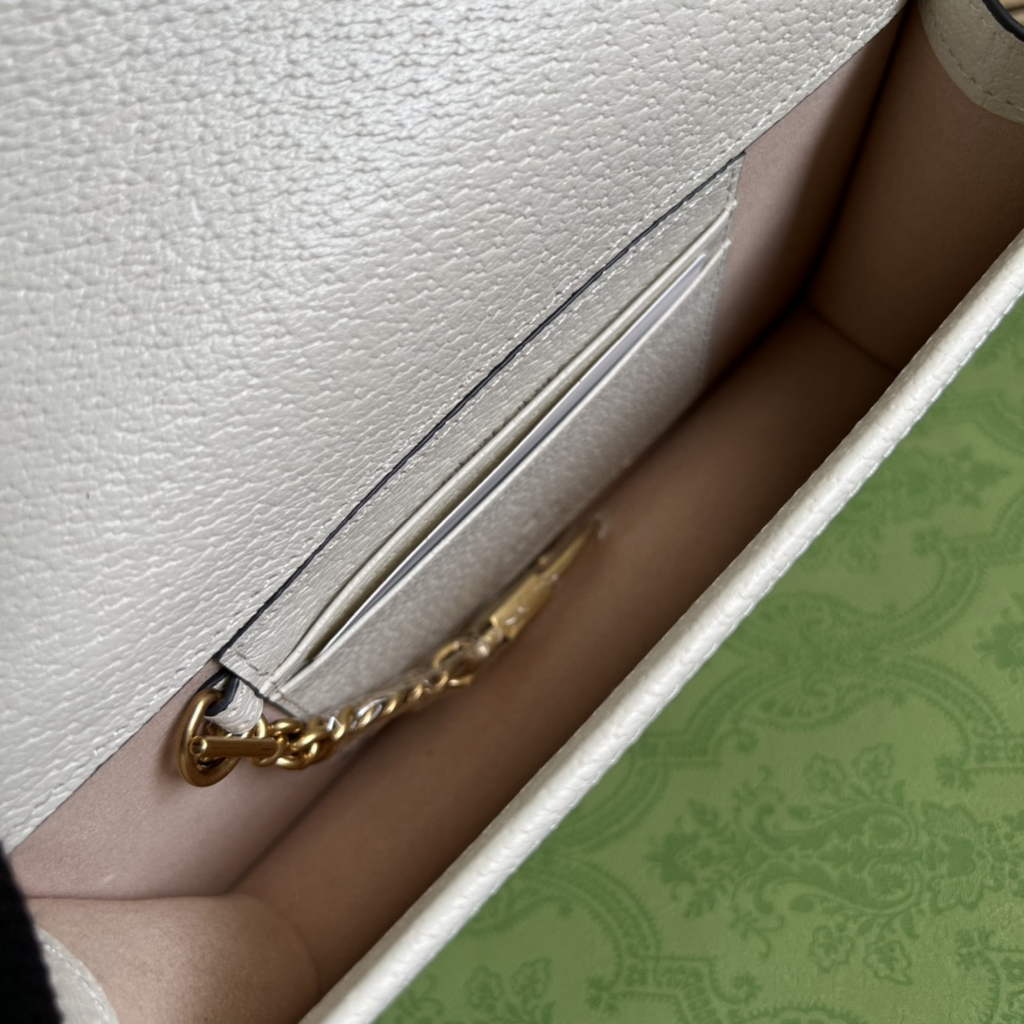 Gucci 696817 Diana mini bag with bamboo White leather