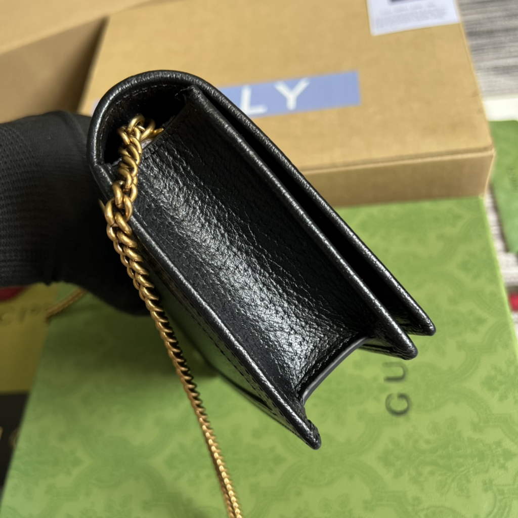 Gucci 696817 Diana mini bag with bamboo Black leather