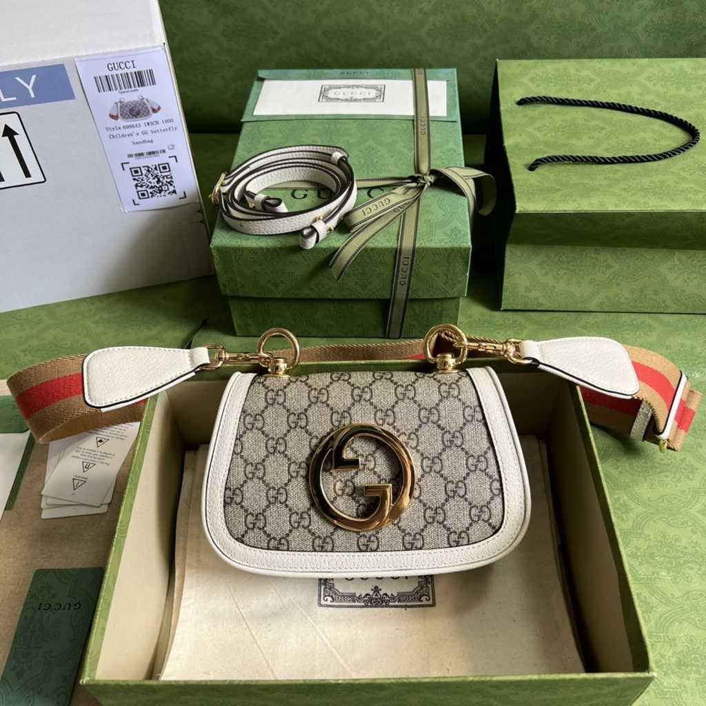 Gucci ‎698643 Blondie mini bag in GG Supreme beige leather