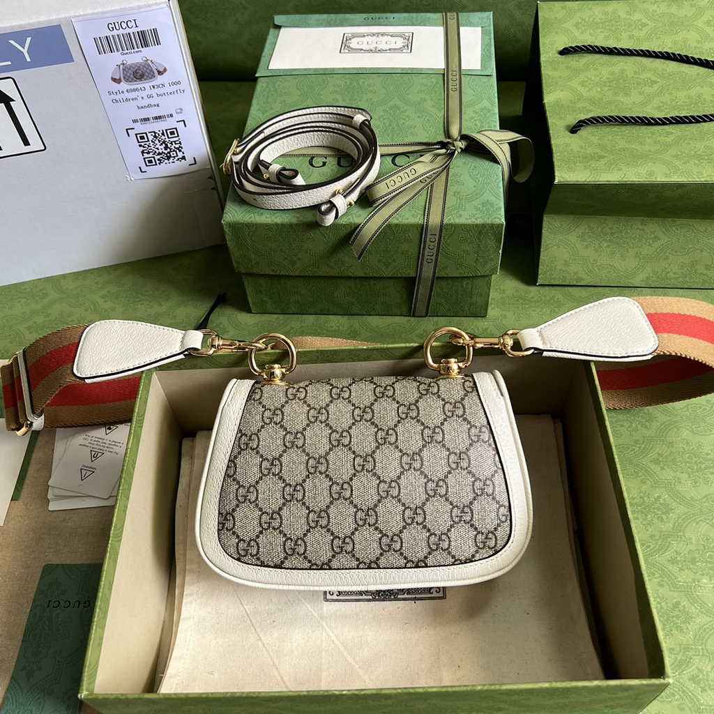 Gucci ‎698643 Blondie mini bag in GG Supreme beige leather