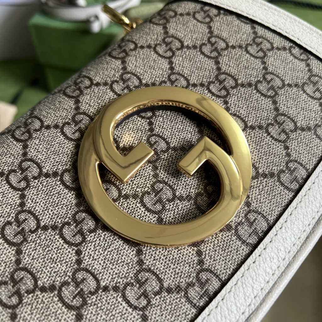 Gucci ‎698643 Blondie mini bag in GG Supreme beige leather