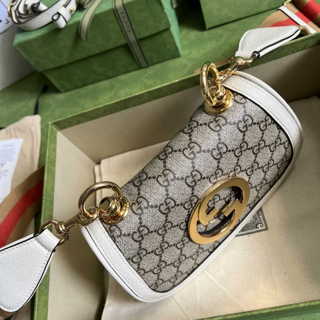 Gucci ‎698643 Blondie mini bag in GG Supreme beige leather