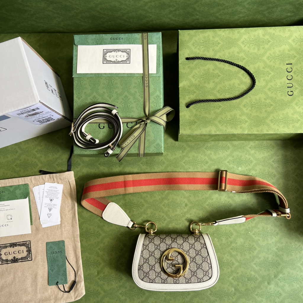 Gucci ‎698643 Blondie mini bag in GG Supreme beige leather