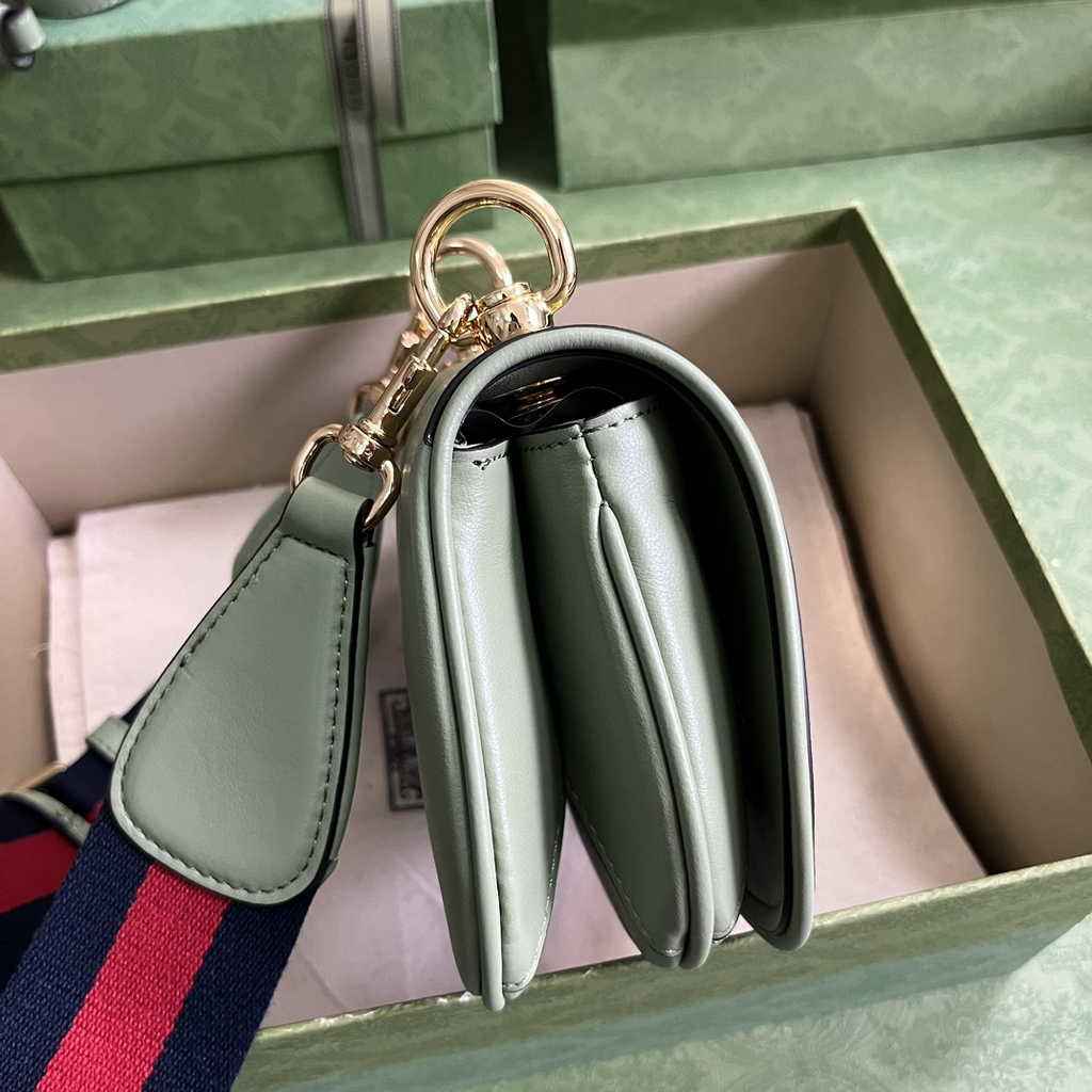 Gucci ‎698643 Blondie mini bag in cuir leather light green