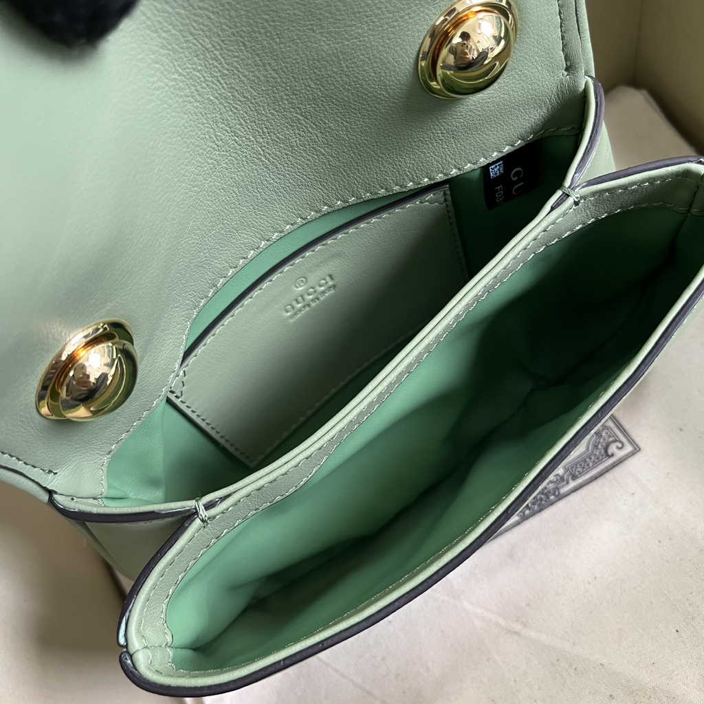 Gucci ‎698643 Blondie mini bag in cuir leather light green
