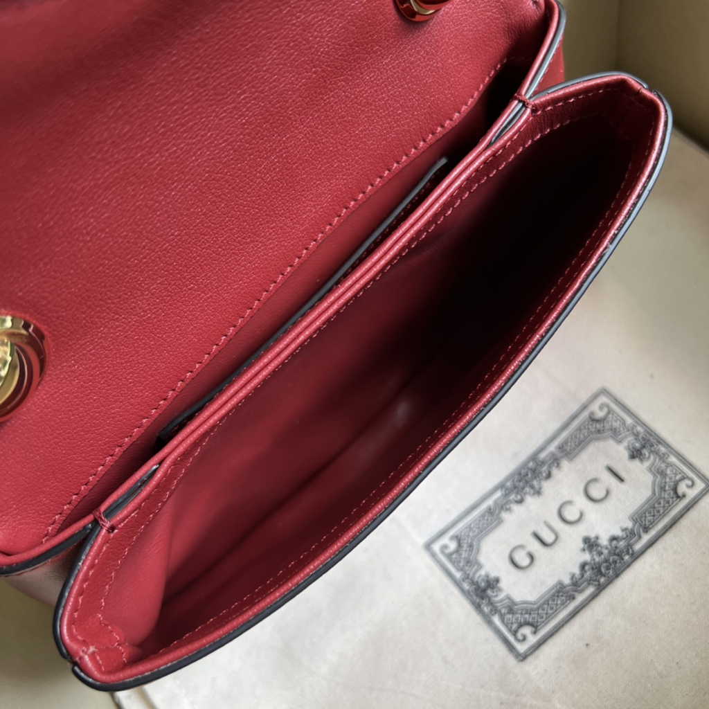 Gucci ‎698643 Blondie mini bag in cuir leather red