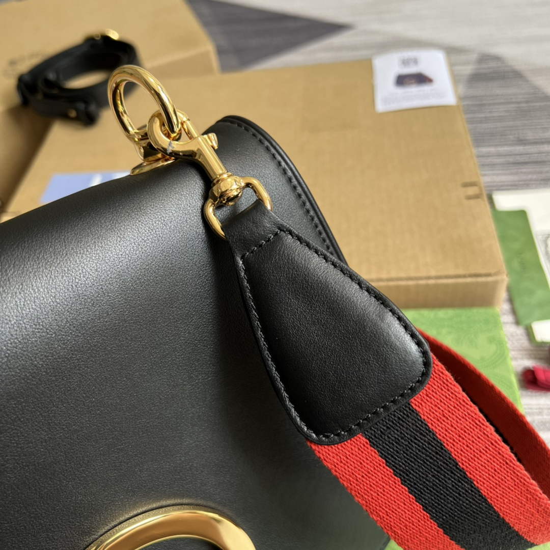 Gucci 699210 Blondie medium bag black leather