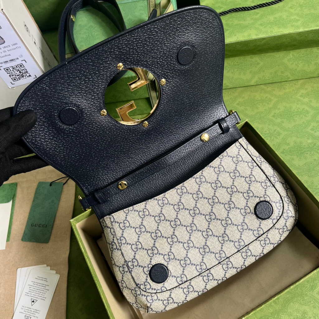 Gucci 699268 Blondie shoulder bag GG Supreme Blue leather