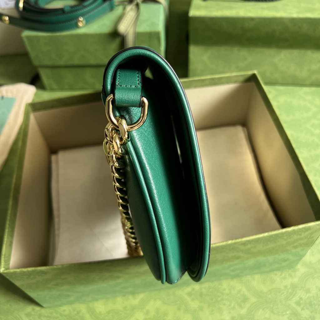Gucci 699268 Blondie shoulder bag green leather