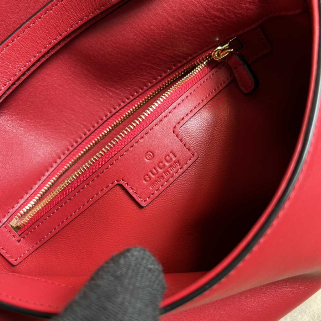 Gucci 699268 Blondie shoulder bag red leather