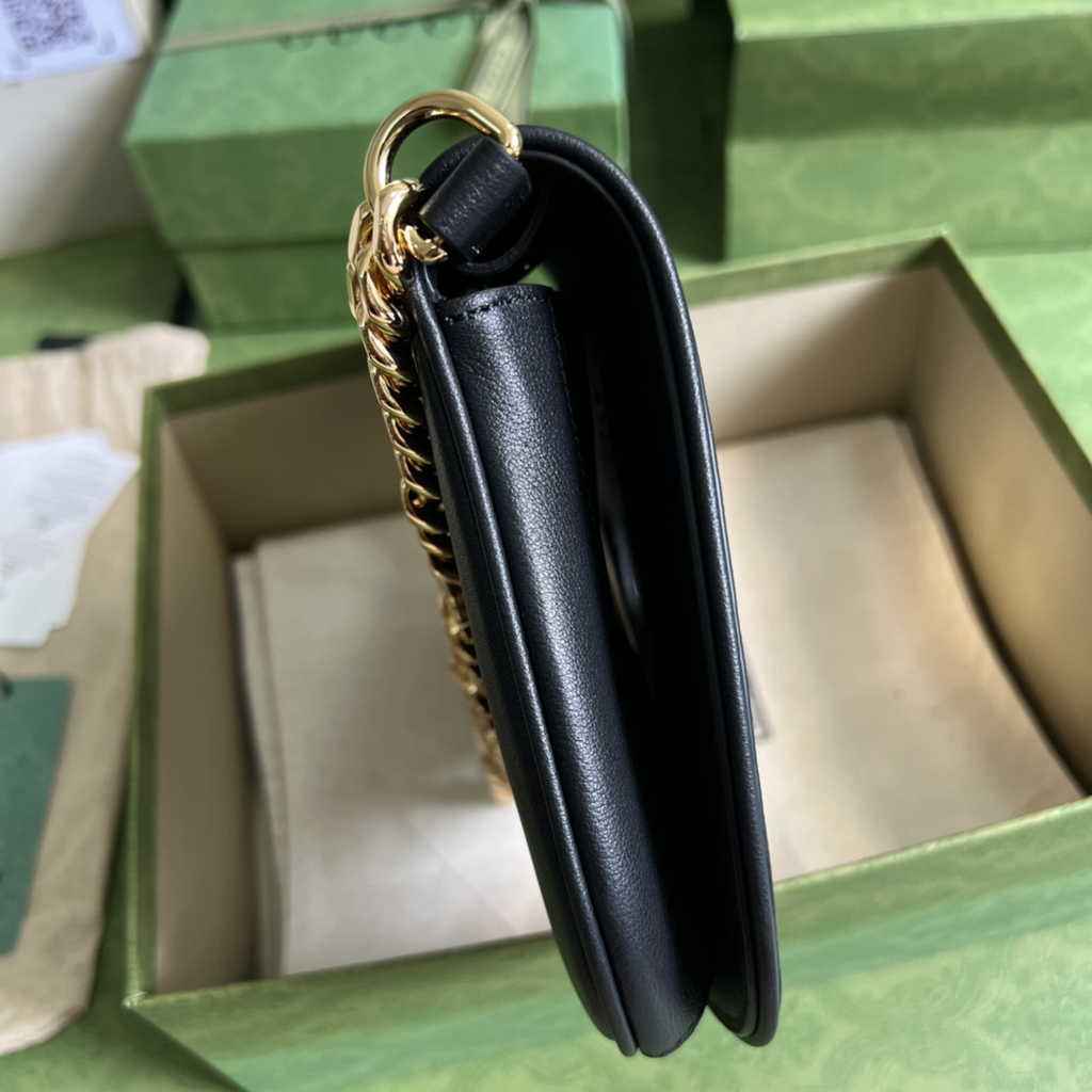 Gucci 699268 Blondie shoulder bag Black leather