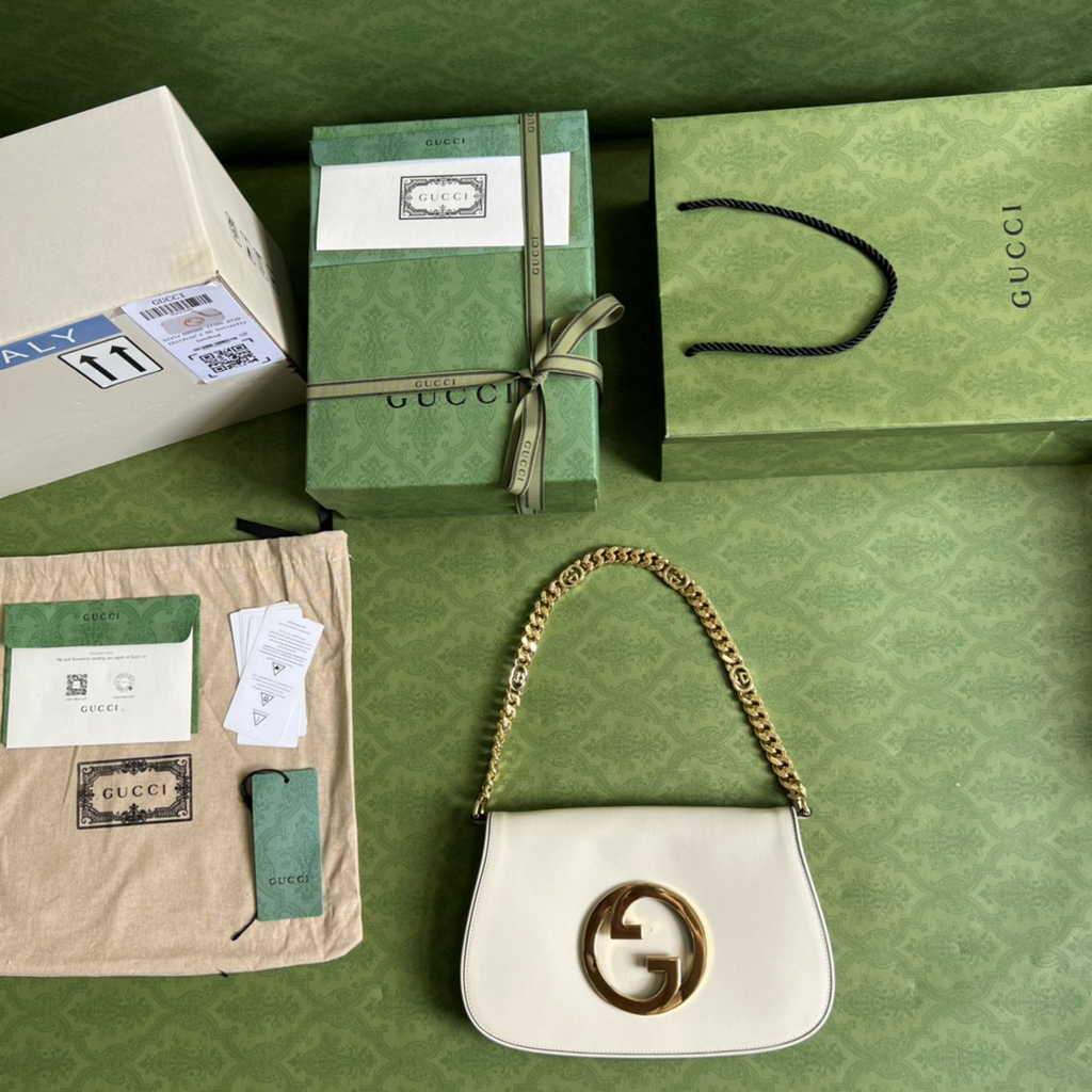 Gucci 699268 Blondie shoulder bag beige leather