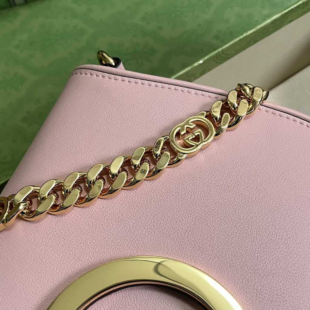 Gucci 699268 Blondie shoulder bag Pink leather