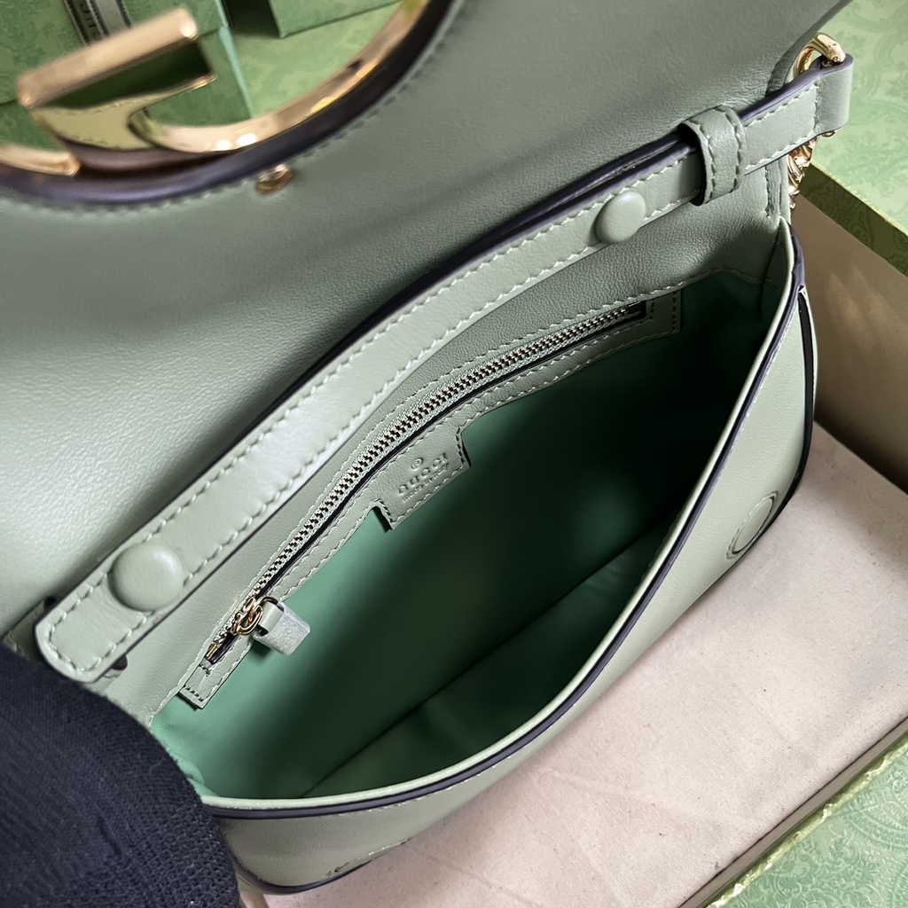 Gucci 699268 Blondie shoulder bag light green leather