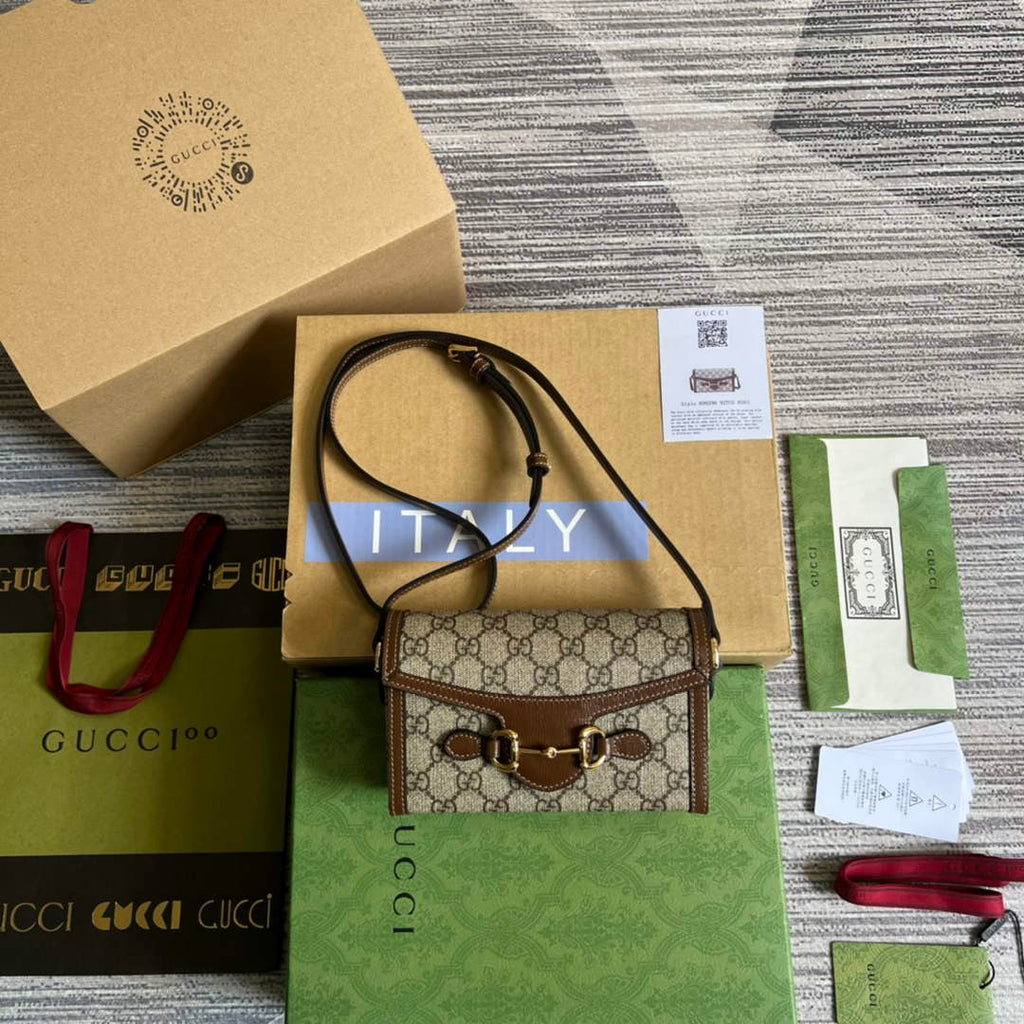 Gucci ‎699296 Horsebit 1955 mini bag Beige GG Supreme