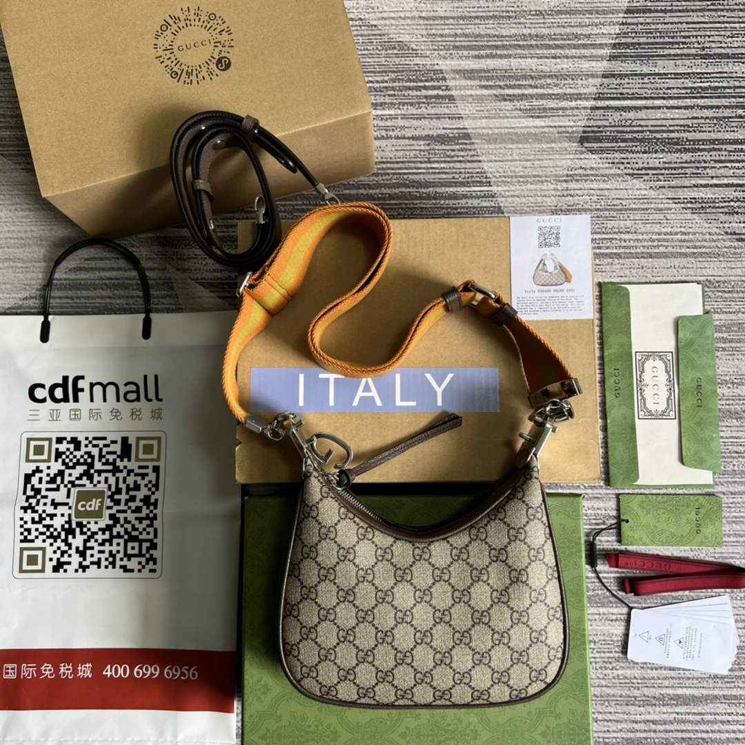 Gucci ‎699409 Attache small shoulder bag Beige GG Supreme canvas