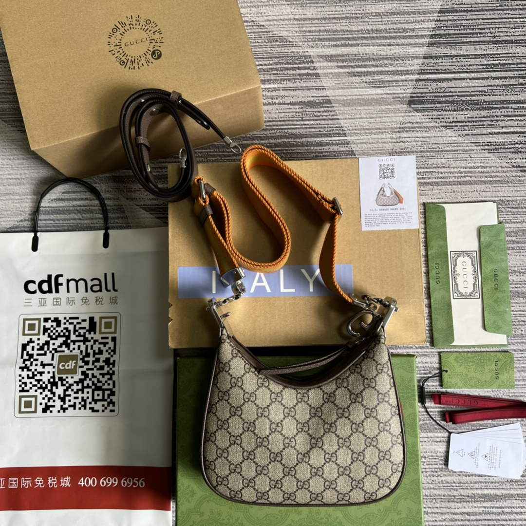 Gucci ‎699409 Attache small shoulder bag Beige GG Supreme canvas