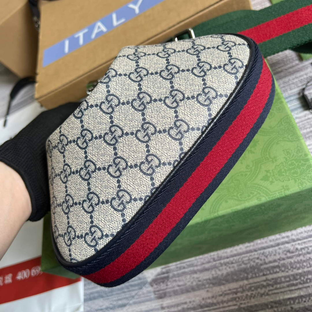 Gucci ‎699409 Attache small shoulder bag Blue GG Supreme canvas
