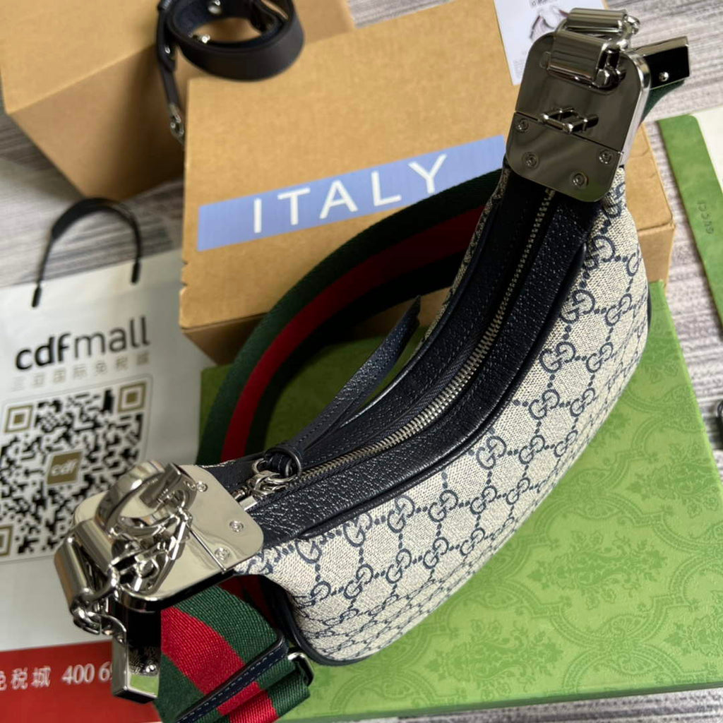 Gucci ‎699409 Attache small shoulder bag Blue GG Supreme canvas