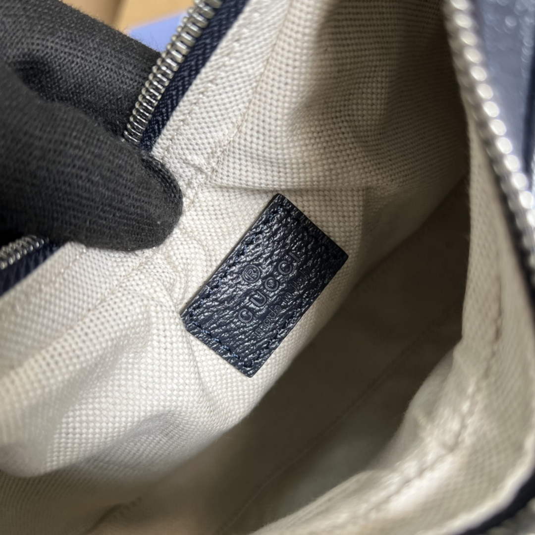 Gucci ‎699409 Attache small shoulder bag Blue GG Supreme canvas