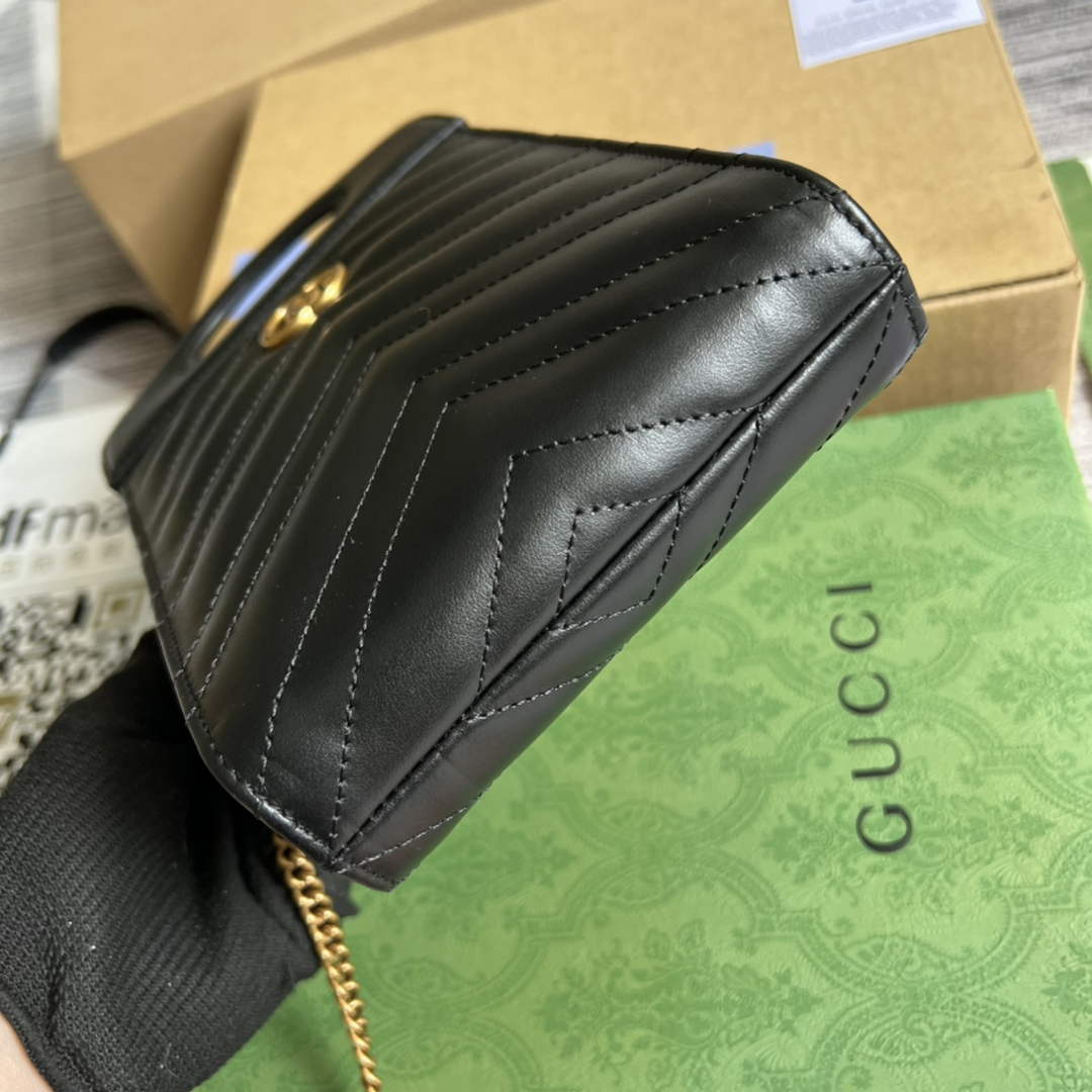 Gucci ‎699756 GG Marmont top handle mini bag black leather