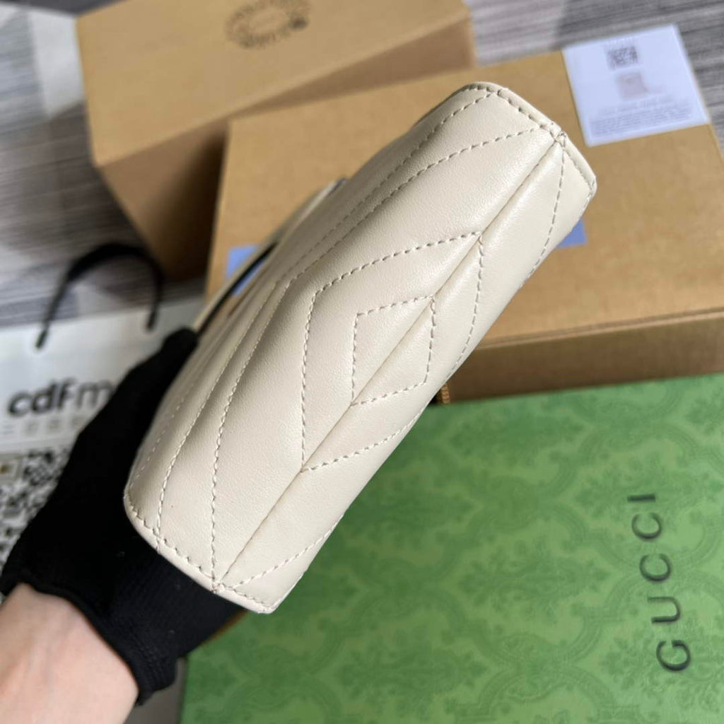 Gucci ‎699756 GG Marmont top handle mini bag white leather