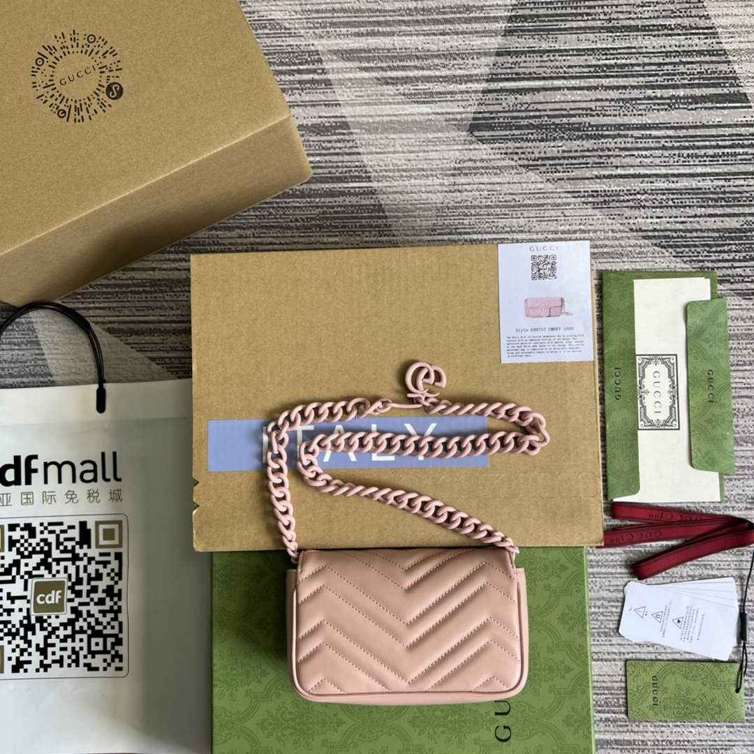 Gucci 699757 GG Marmont belt bag pink