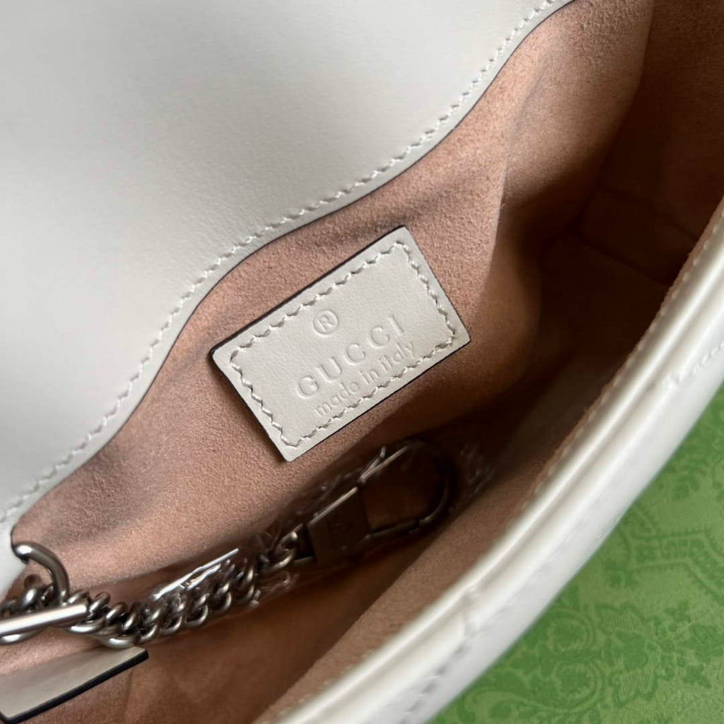 Gucci 699757 GG Marmont belt bag white