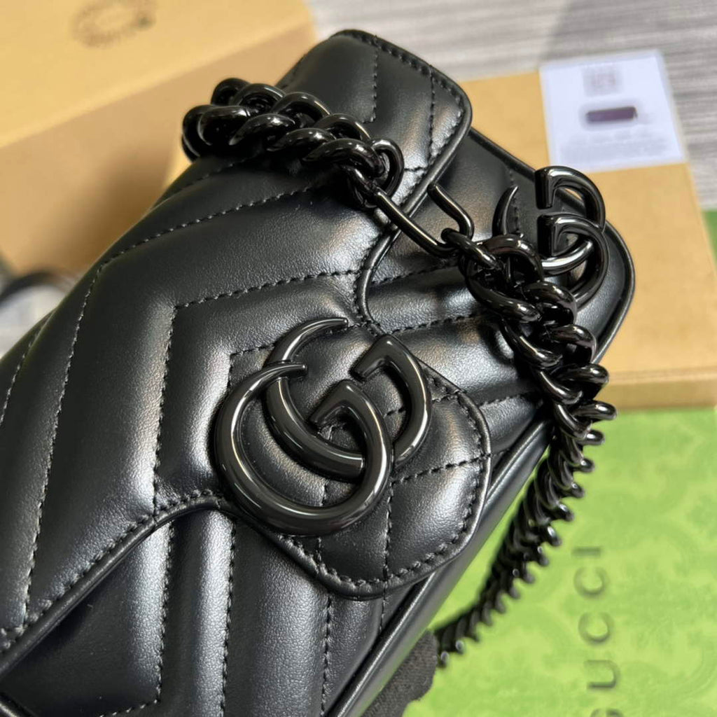 Gucci 699757 GG Marmont belt bag black
