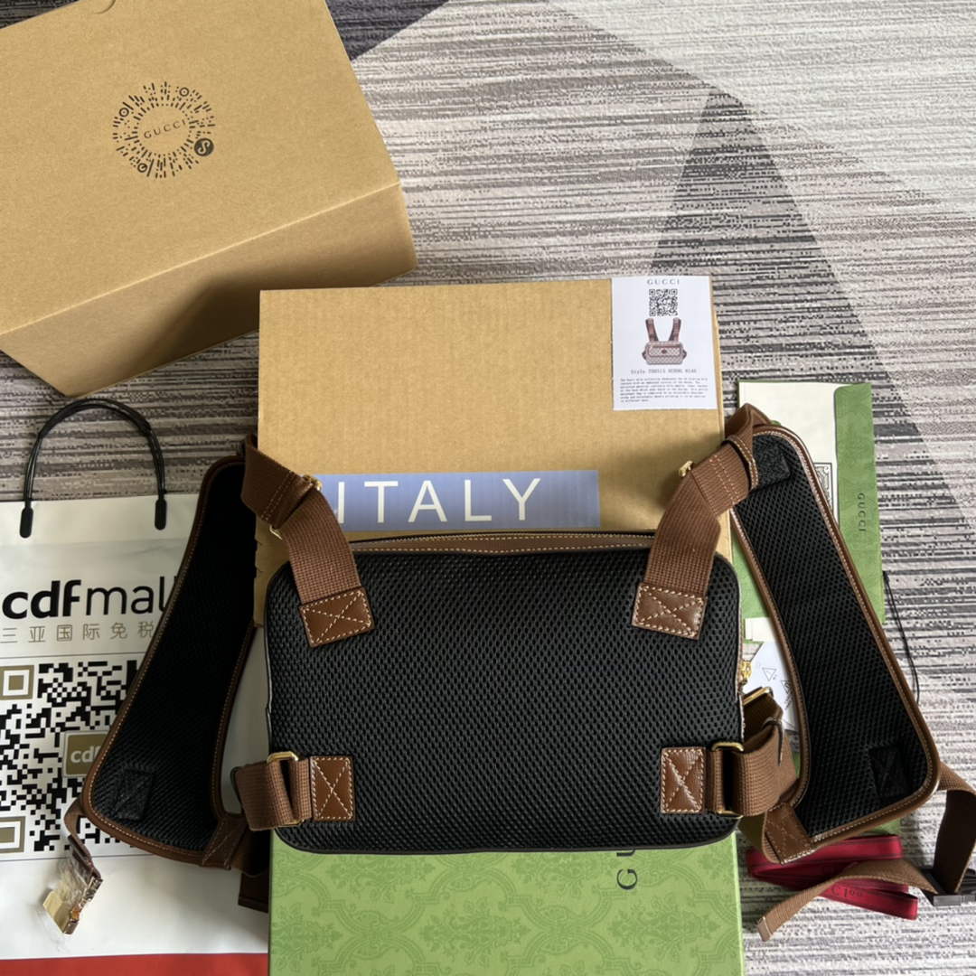 Gucci 700515 Small GG Supreme Backpack Brown leather