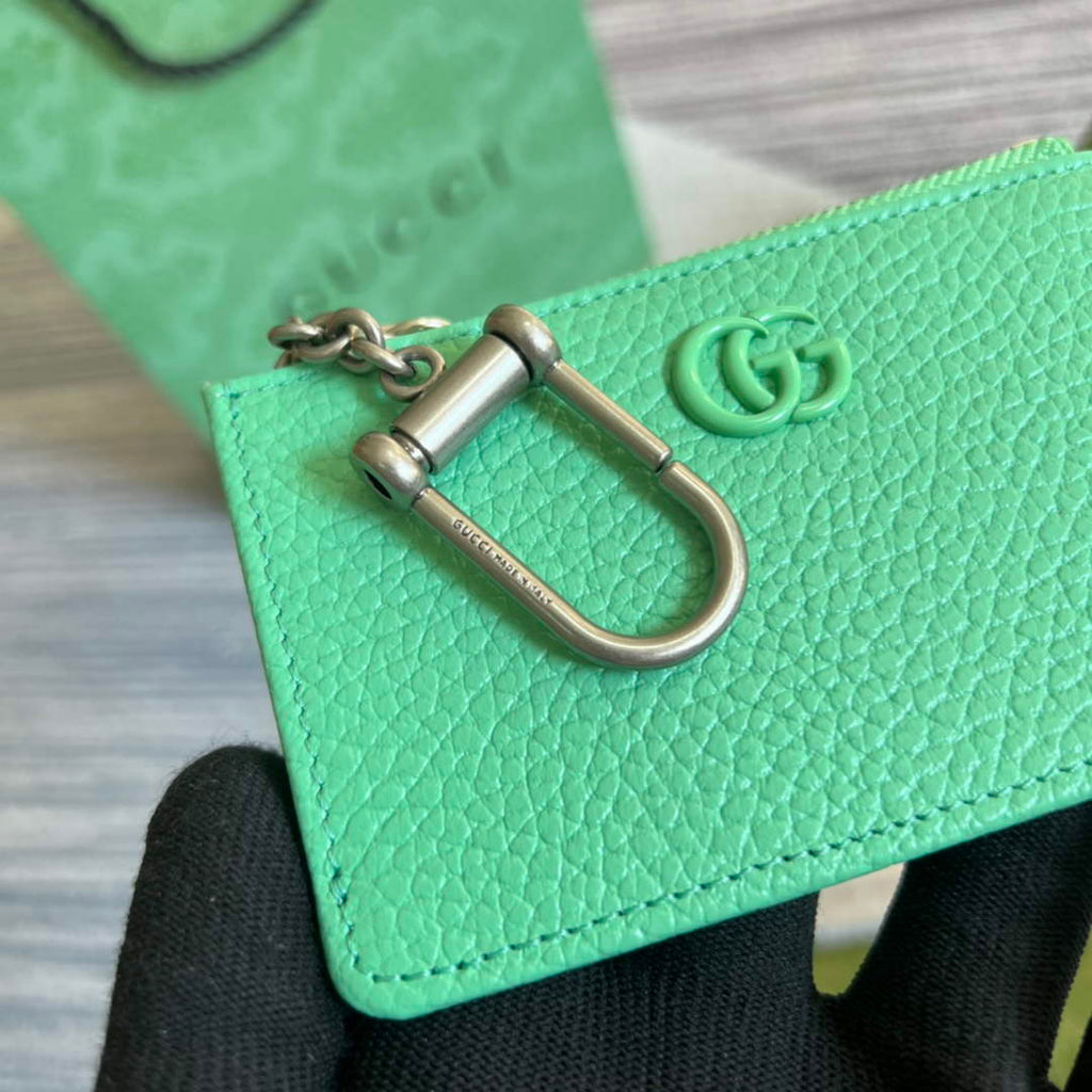 Gucci 701070 GG Marmont keychain card case green
