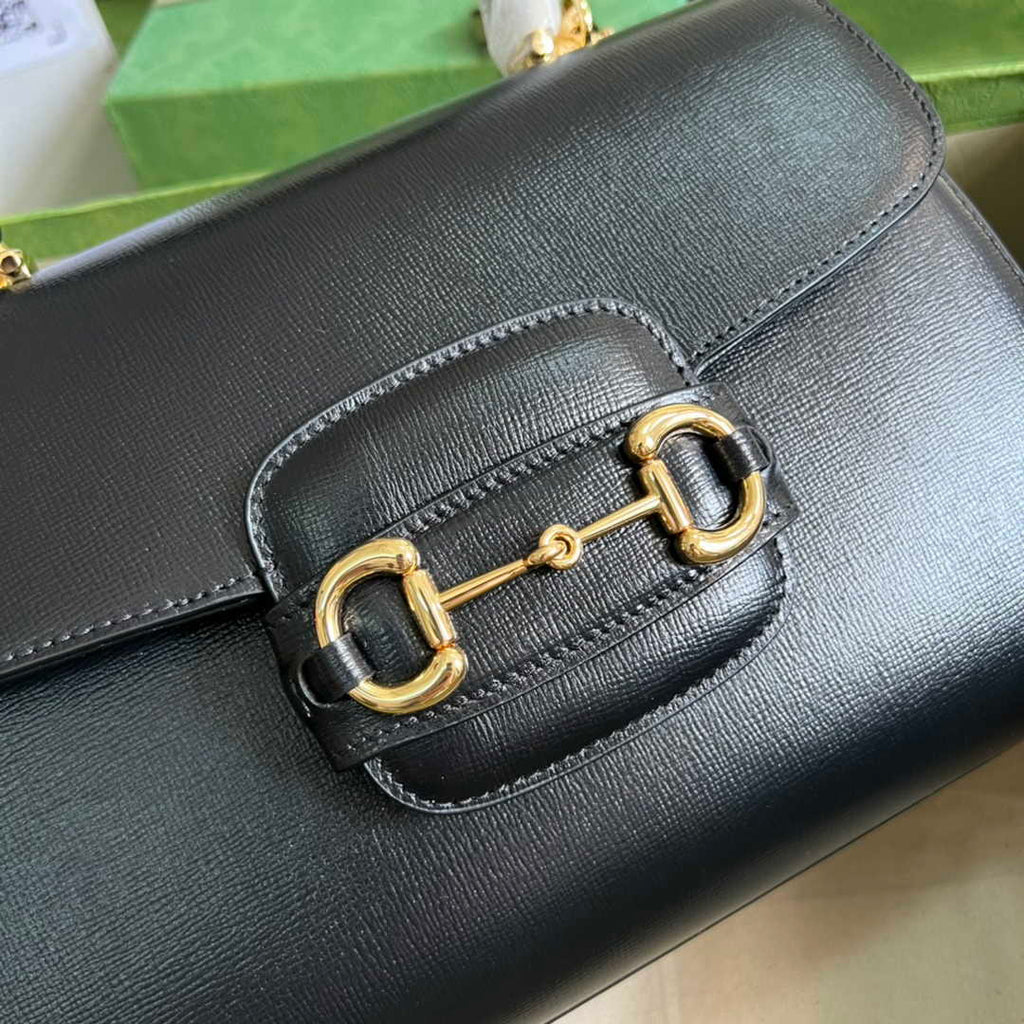 Gucci 702049 Horsebit 1955 medium bag in black leather