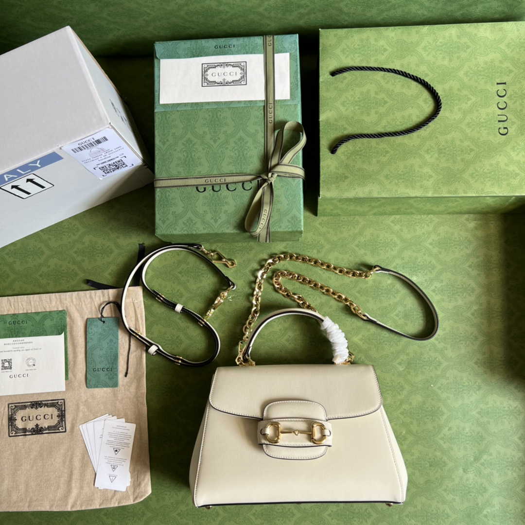 Gucci 702049 Horsebit 1955 medium bag in beige leather