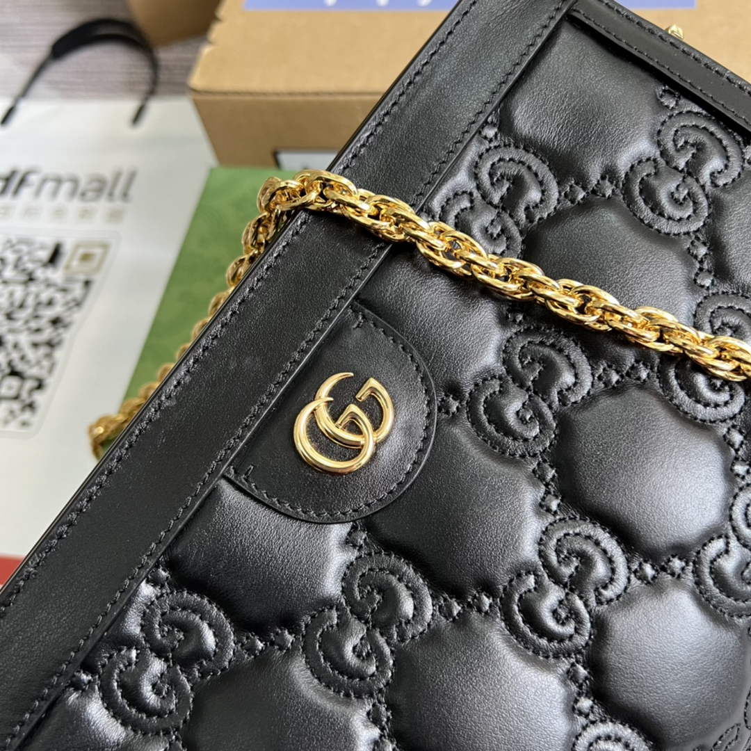 Gucci ‎‎702200 GG Matelassé leather small black