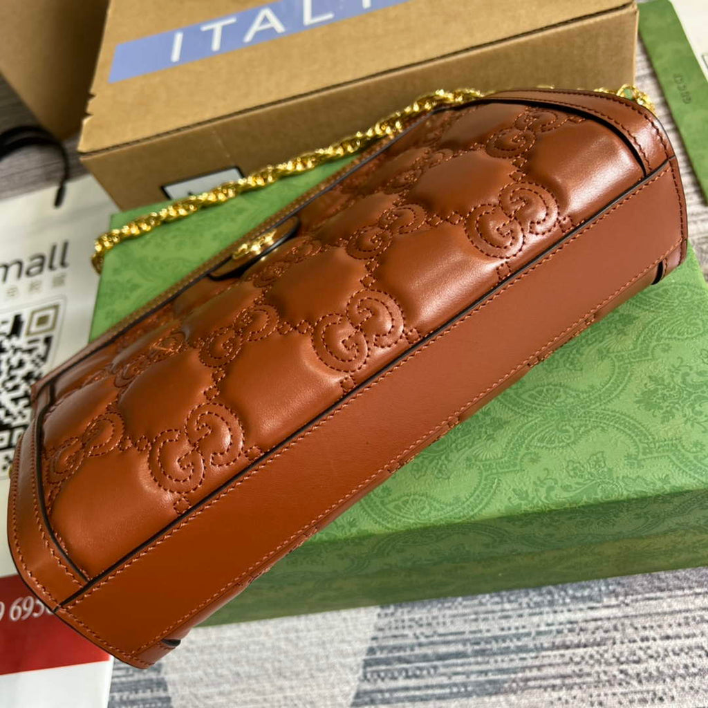 Gucci ‎‎702200 GG Matelassé leather small ligth brown