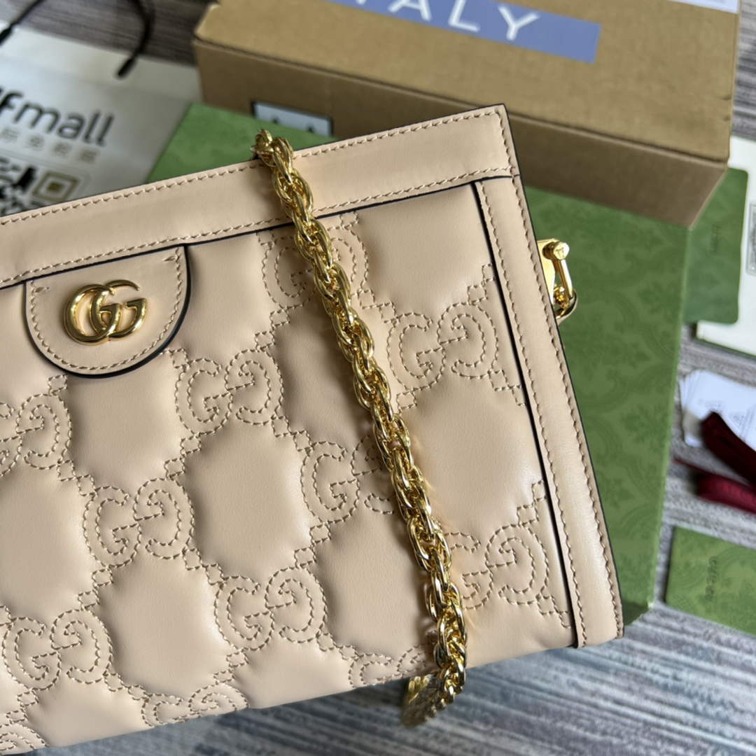 Gucci ‎‎702200 GG Matelassé leather small beige