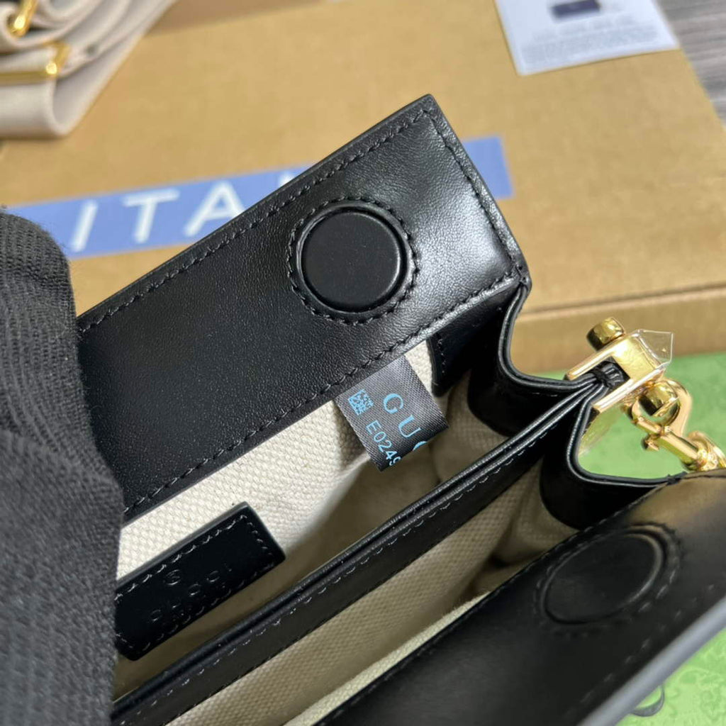 Gucci ‎702228 GG Matelassé leather mini bag Black leather